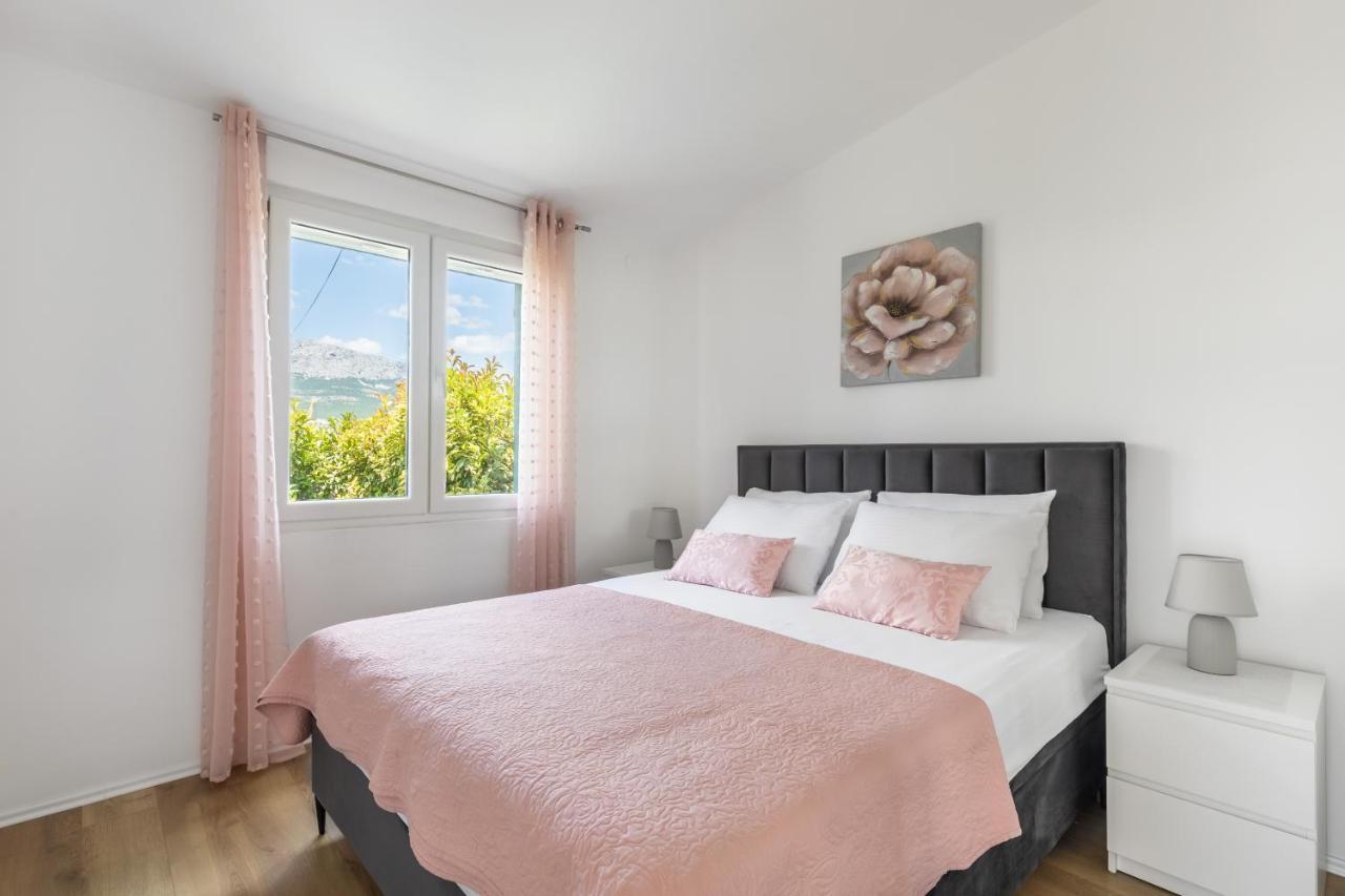 Apartamento Tonina - House With Terrace, Jacuzzi, Free Parking Split Exterior foto